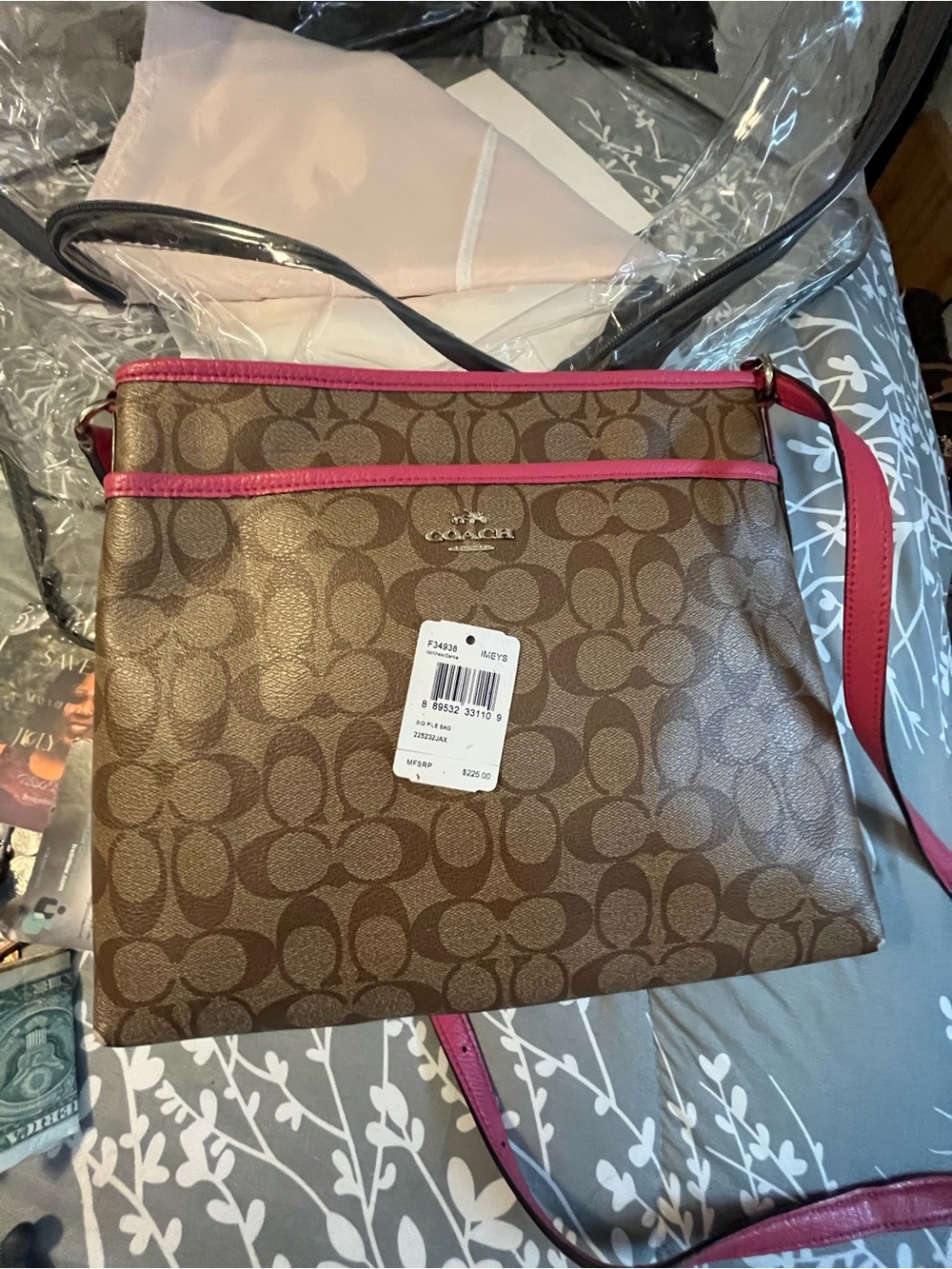Coach Brown Signature Crossbody with Pink Trim like new - Picture 2 of 10